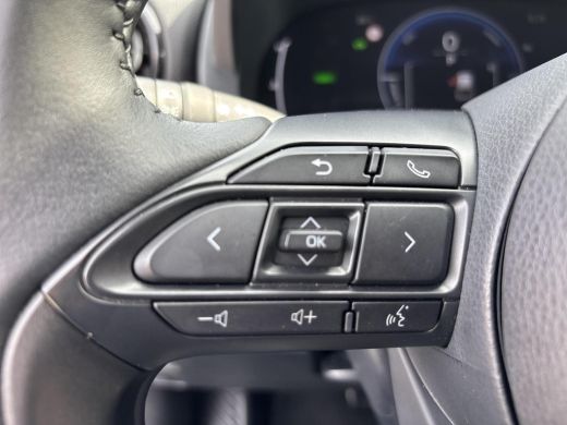 Toyota Yaris Cross 1.5 Hybrid 115 First Edition | All-in prijs | Apple/Android | Camera | Navigatie | ActivLease financial lease