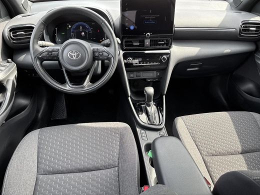 Toyota Yaris Cross 1.5 Hybrid 115 First Edition | All-in prijs | Apple/Android | Camera | Navigatie | ActivLease financial lease