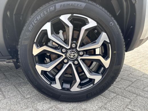 Toyota Yaris Cross 1.5 Hybrid 115 First Edition | All-in prijs | Apple/Android | Camera | Navigatie | ActivLease financial lease