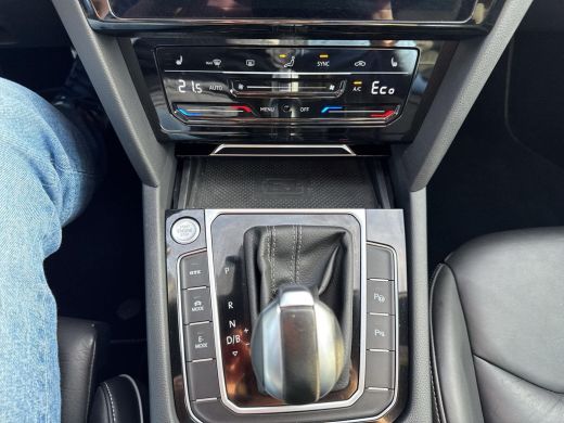 Volkswagen Arteon 1.4 TSI eHybrid R-Line Business+ | 218Pk | PHEV | Pano Dak | Leder | ERGO Massage | ActivLease financial lease