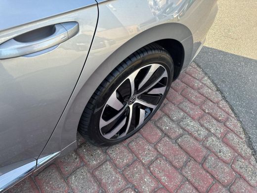 Volkswagen Arteon 1.4 TSI eHybrid R-Line Business+ | 218Pk | PHEV | Pano Dak | Leder | ERGO Massage | ActivLease financial lease
