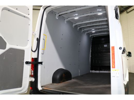 Volkswagen Crafter 2.0 TDI L4 H3 Automaat ActivLease financial lease