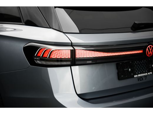 Volkswagen ID.7 Pro Limited Edition | Airconditioning automatisch, 2-zone (Climatronic) | Automatische afstandsre... ActivLease financial lease