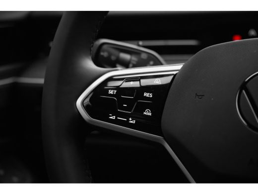 Volkswagen ID.7 Pro Limited Edition | Airconditioning automatisch, 2-zone (Climatronic) | Automatische afstandsre... ActivLease financial lease