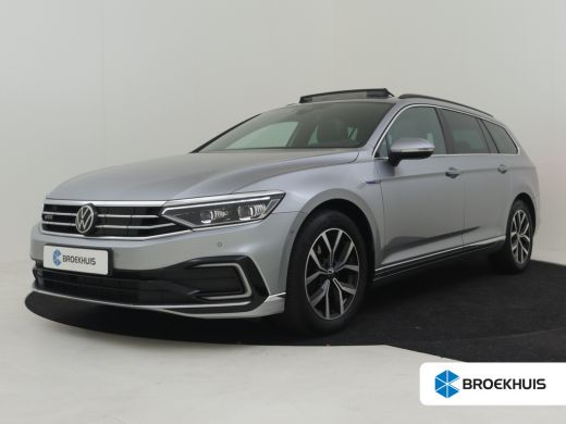 Volkswagen Passat Variant 1.4 TSI PHEV GTE Business 218pk Panorama dak | Lederbeklding | Trekhaak | Stoelverwarming...