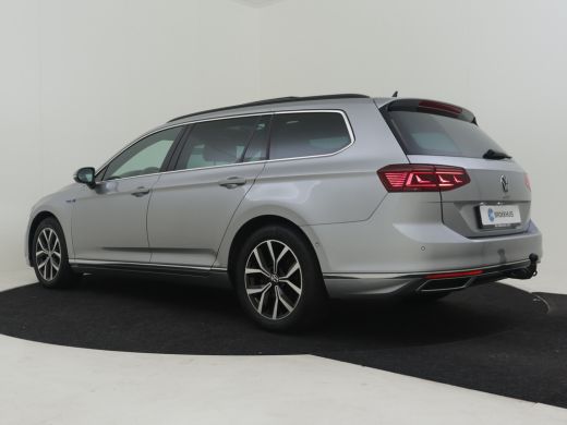 Volkswagen Passat Variant 1.4 TSI PHEV GTE Business 218pk Panorama dak | Lederbeklding | Trekhaak | Stoelverwarming... ActivLease financial lease