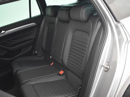 Volkswagen Passat Variant 1.4 TSI PHEV GTE Business 218pk Panorama dak | Lederbeklding | Trekhaak | Stoelverwarming... ActivLease financial lease