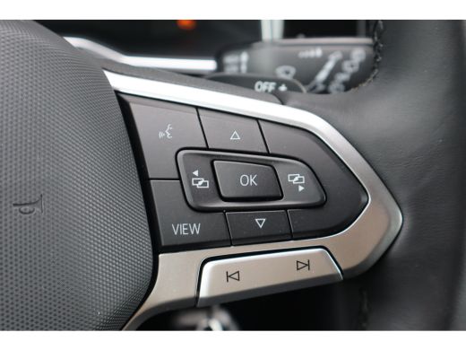 Volkswagen Polo 95PK R-Line Edition Inclusief € 2000,- inruilvoordeel.| 'App-Connect' draadloze smartphone integr... ActivLease financial lease