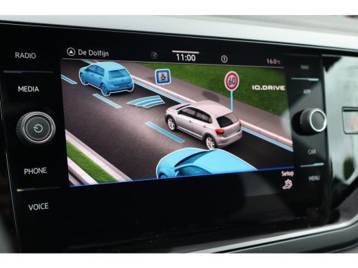 Volkswagen Polo 95PK R-Line Edition Inclusief € 2000,- inruilvoordeel.| 'App-Connect' draadloze smartphone integr... ActivLease financial lease