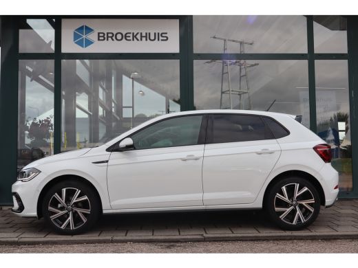 Volkswagen Polo R-Line Edition | 'App-Connect' draadloze smartphone integratie | Achterlichten LED | Afstandscont... ActivLease financial lease