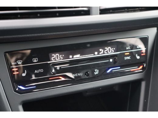 Volkswagen Polo R-Line Edition | 'App-Connect' draadloze smartphone integratie | Achterlichten LED | Afstandscont... ActivLease financial lease