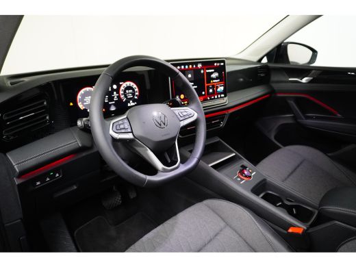 Volkswagen Tiguan 1.5 eTSI 150PK DSG-7 Life Edition | TREKHAAK | STANDKACHEL | APP CONNECT | CAMERA | 17 INCH | LED ActivLease financial lease