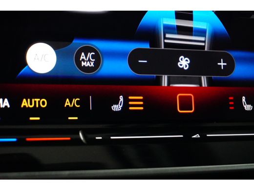 Volkswagen Tiguan 1.5 eTSI 150PK DSG-7 Life Edition | TREKHAAK | STANDKACHEL | APP CONNECT | CAMERA | 17 INCH | LED ActivLease financial lease