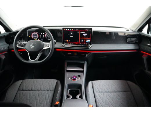 Volkswagen Tiguan 1.5 eTSI 150PK DSG-7 Life Edition | TREKHAAK | STANDKACHEL | APP CONNECT | CAMERA | 17 INCH | LED ActivLease financial lease