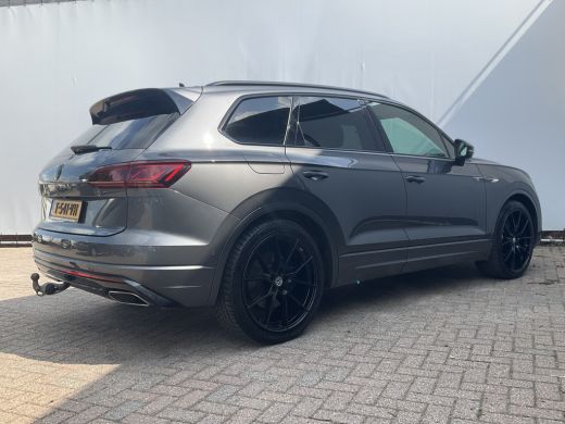 Volkswagen Touareg 3.0 TSI 4MOTION R 462PK PHEV Pano Elek.Trekhaak [3500KG] Luchtvering Matrix Memory VOL! ActivLease financial lease