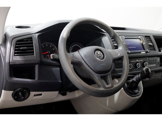 Volkswagen Transporter 2.0 TSI 150pk Benzine L2H3 Trendline Airco/Camera/Camper? BPM-VRIJ 03-2019 ActivLease financial lease