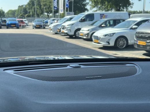 Volvo  V60 Cross Country T5 AWD Pro | Trekhaak | Panoramadak | Apple carplay/Android auto | Massage Stoelen ... ActivLease financial lease