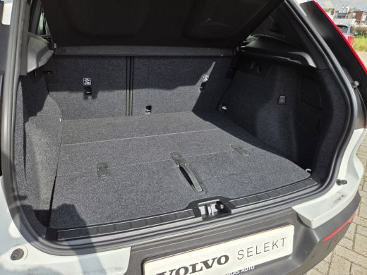 Volvo  XC40 1.5 T2 Momentum Core LageKM! | Stoel/Stuurverw | Navigatie | Camera ActivLease financial lease