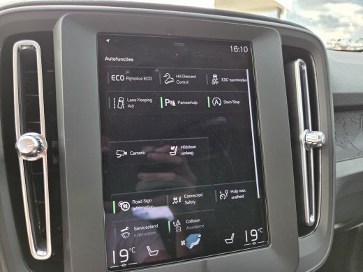 Volvo  XC40 1.5 T2 Momentum Core LageKM! | Stoel/Stuurverw | Navigatie | Camera ActivLease financial lease