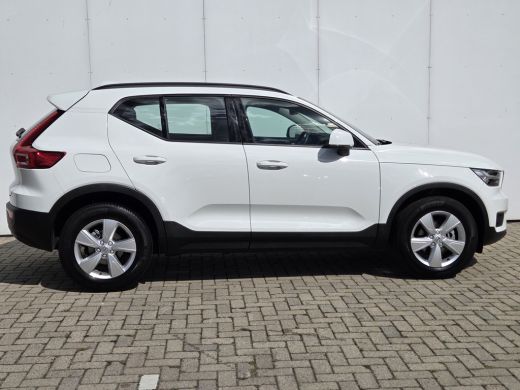 Volvo  XC40 1.5 T2 Momentum Core LageKM! | Stoel/Stuurverw | Navigatie | Camera ActivLease financial lease
