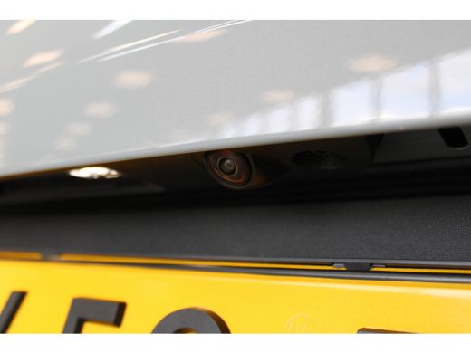 Volvo  XC40 T4 211PK Plus Dark Black Pack | Voorruit verwarming | Trekhaak | PDC + 360 Camera | Adaptive Crui... ActivLease financial lease