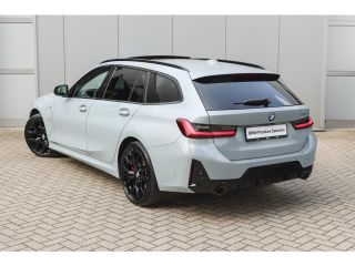 BMW 3 Serie Touring 330e High Executive M Sport Automaat / Panoramadak / Trekhaak / Sportstoelen / Comfort Ac...