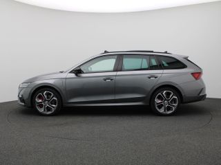 Skoda Octavia Combi 1.4 TSI RS iV PHEV Business 245PK DSG Pano-Schuifdak, Adaptieve Cruise Controle, Achteruitr...