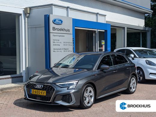 Audi A3 Sportback 30 TFSI S edition | Carplay | Navi | Climate | Keyless | Matrix LED | Dealeronderhouden Audi A3 Sportback 30 TFSI S edition | Carplay | Navi | Climate | Keyless | Matrix LED | Dealeronderhouden