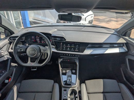 Audi A3 Sportback 30 TFSI S edition | Carplay | Navi | Climate | Keyless | Matrix LED | Dealeronderhouden ActivLease financial lease