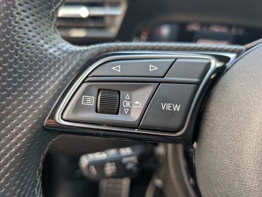 Audi A3 Sportback 30 TFSI S edition | Carplay | Navi | Climate | Keyless | Matrix LED | Dealeronderhouden ActivLease financial lease