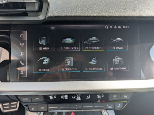 Audi A3 Sportback 30 TFSI S edition | Carplay | Navi | Climate | Keyless | Matrix LED | Dealeronderhouden ActivLease financial lease