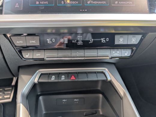 Audi A3 Sportback 30 TFSI S edition | Carplay | Navi | Climate | Keyless | Matrix LED | Dealeronderhouden ActivLease financial lease