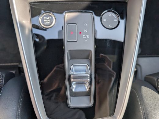 Audi A3 Sportback 30 TFSI S edition | Carplay | Navi | Climate | Keyless | Matrix LED | Dealeronderhouden ActivLease financial lease