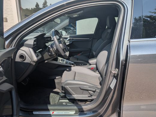 Audi A3 Sportback 30 TFSI S edition | Carplay | Navi | Climate | Keyless | Matrix LED | Dealeronderhouden ActivLease financial lease