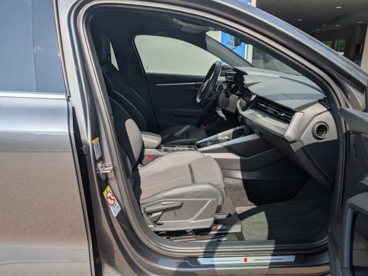 Audi A3 Sportback 30 TFSI S edition | Carplay | Navi | Climate | Keyless | Matrix LED | Dealeronderhouden ActivLease financial lease