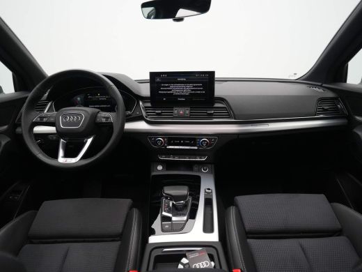 Audi Q5 50 TFSI e 299 pk S-Line edition Panorama Alcantara Stoelverwarming Acc 69 ActivLease financial lease