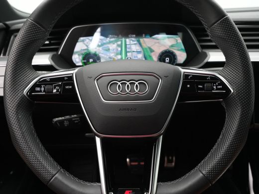 Audi Q8 Sportback e-tron 55 quattro 408pk S-Line Edition 115 kWh Panorama Trekhaak 360 camera Bang & Olufsen Luchtvering C... ActivLease financial lease