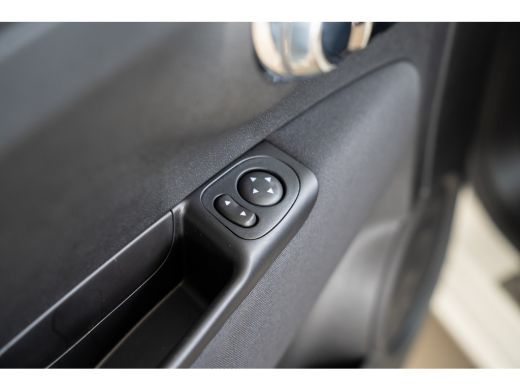 Fiat 500C 1.0 Hybrid Cabrio Dolcevita Finale | Parkeersensoren | Apple Carplay & Android Auto | Cruise Cont... ActivLease financial lease