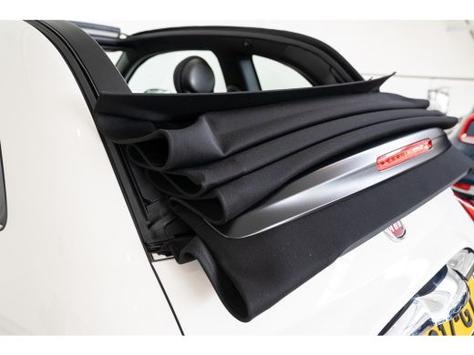 Fiat 500C 1.0 Hybrid Cabrio Dolcevita Finale | Parkeersensoren | Apple Carplay & Android Auto | Cruise Cont... ActivLease financial lease