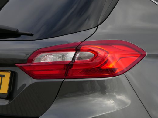 Ford Fiesta 1.0EB Vignale | Leder | B&O | Camera | Adaptive Cruise | BLIS | Winterpack ActivLease financial lease