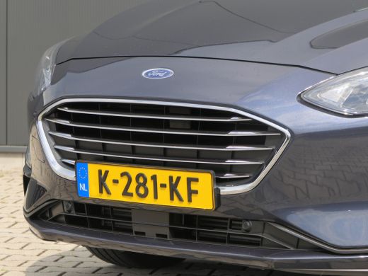 Ford Focus 1.0 EcoBoost Hybrid Titanium X | Winterpack | Camera | Elektrische Achterklep | 17 Inch | Keyless ActivLease financial lease