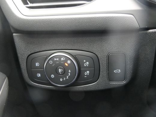 Ford Focus 1.0 EcoBoost Hybrid Titanium X | Winterpack | Camera | Elektrische Achterklep | 17 Inch | Keyless ActivLease financial lease