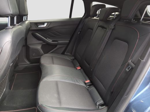Ford Focus Wagon 1.0 Hybrid ST Line X | Panoramadak | Winter Pack | Adap. Cruise | Apple Carplay ActivLease financial lease