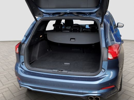Ford Focus Wagon 1.0 Hybrid ST Line X | Panoramadak | Winter Pack | Adap. Cruise | Apple Carplay ActivLease financial lease