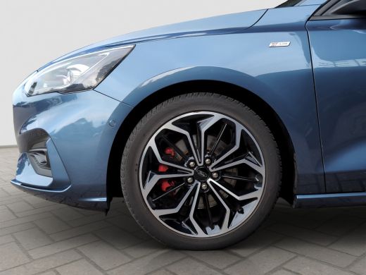 Ford Focus Wagon 1.0 Hybrid ST Line X | Panoramadak | Winter Pack | Adap. Cruise | Apple Carplay ActivLease financial lease