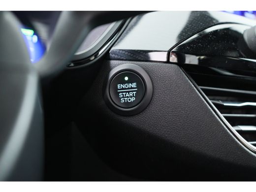 Ford Kuga 2.5 PHEV ST-Line | 1e Eigenaar! | Winter Pack | Navi | Camera | Clima | keyless | Cruise Control ... ActivLease financial lease