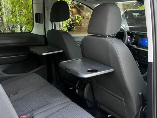 Ford Tourneo Connect 100km Elektrisch Rijbereik | Camera | 1400kg Trekgewicht | 17 inch licht metaal | 7-persoons uitv... ActivLease financial lease