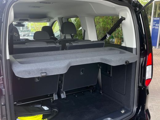 Ford Tourneo Connect 100km Elektrisch Rijbereik | Camera | 1400kg Trekgewicht | 17 inch licht metaal | 7-persoons uitv... ActivLease financial lease