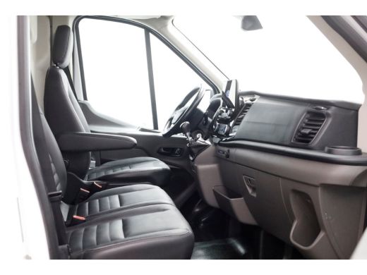 Ford Transit 350 2.0 TDCI 170pk L3H2 Trail Airco/ACC/Camera Trekhaak 2800kg 04-2022 ActivLease financial lease