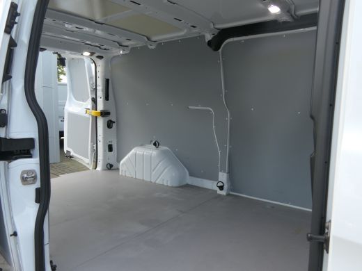 Ford Transit Custom 300 2.0 TDCI L2H1 Trend | Automaat | Trekhaak | Camera | Betonplex | Navigatie | CarPlay/Android ... ActivLease financial lease